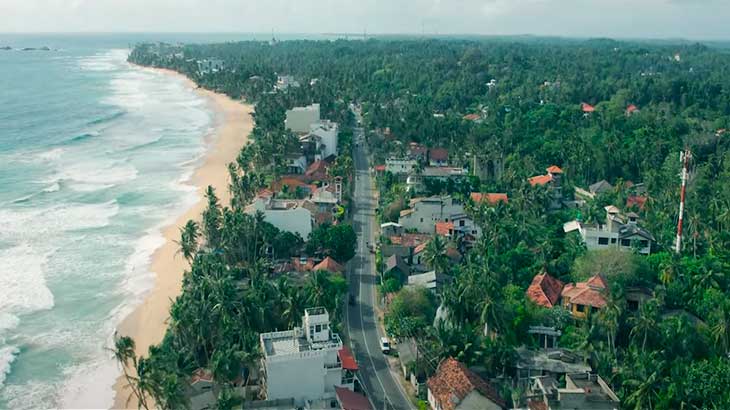 Государство Шри-Ланка на острове в Индийском океане.