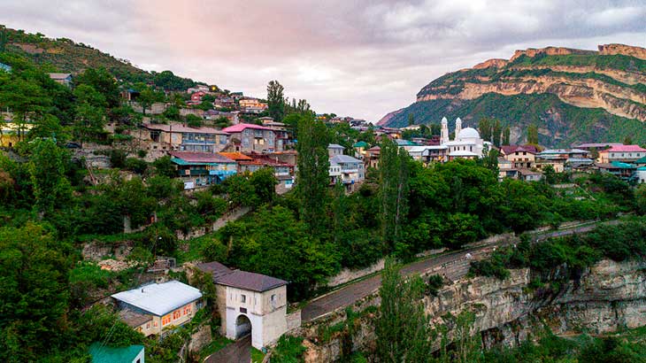 Село Гуниб в Дагестане. 