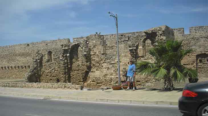 Стены крепости  
