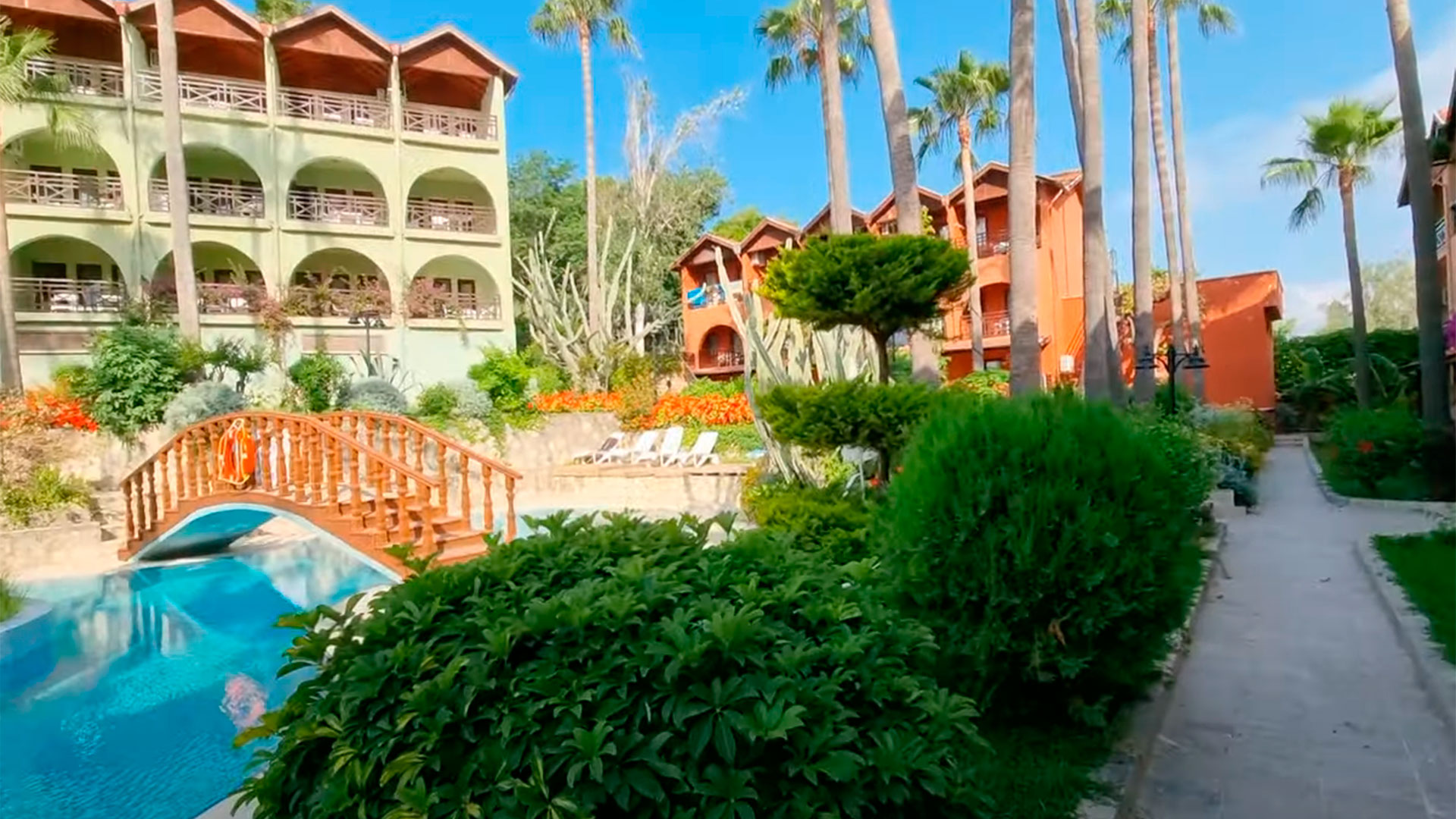 Отель Green Paradise Beach 4*.